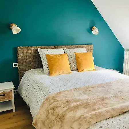 Les De La Varenne - D'hotes Bed & Breakfast 3*