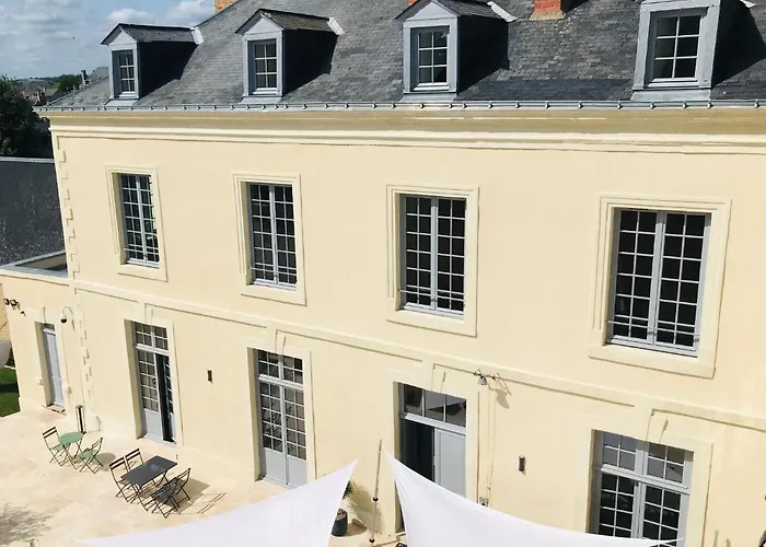 Couette-café Les De La Varenne - D'hôtes