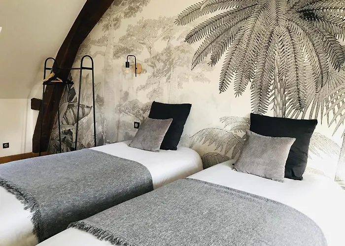 Les De La Varenne - D'hôtes Couette-café La Flèche