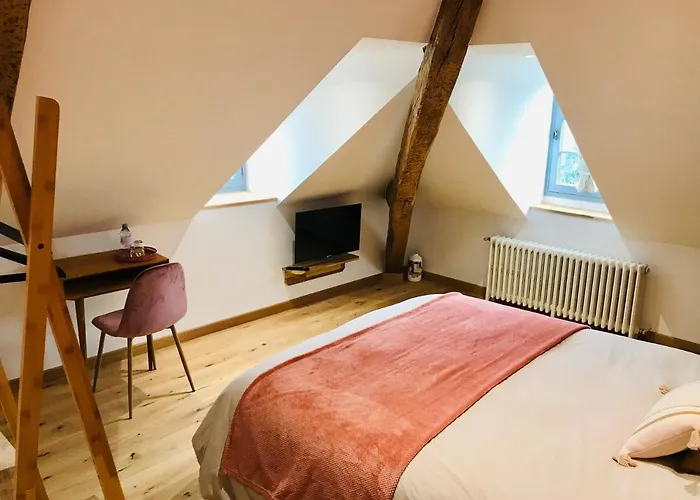 Couette-café Les De La Varenne - D'hôtes 3*