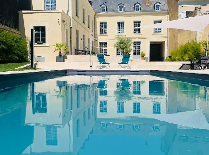 Couette-café Les De La Varenne - D'hôtes 3*