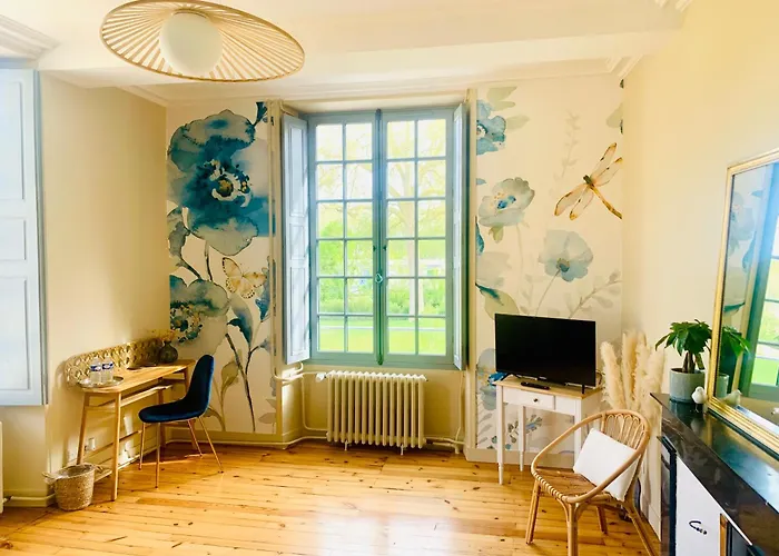 Les De La Varenne - D'hôtes Couette-café 3*